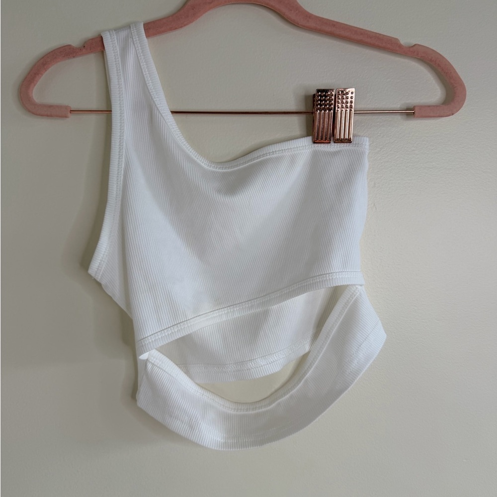 SHEIN White Asymmetrical Ribbed Top